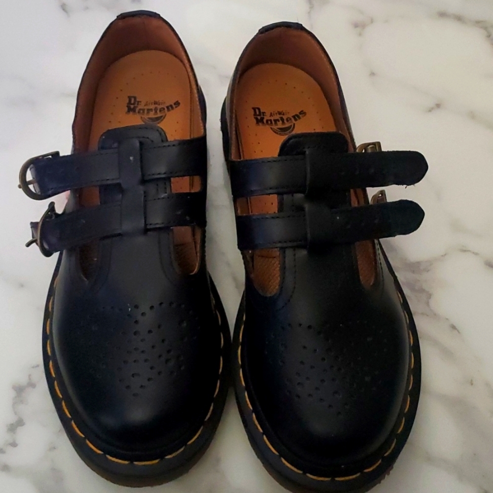 Dr. Martens size 6